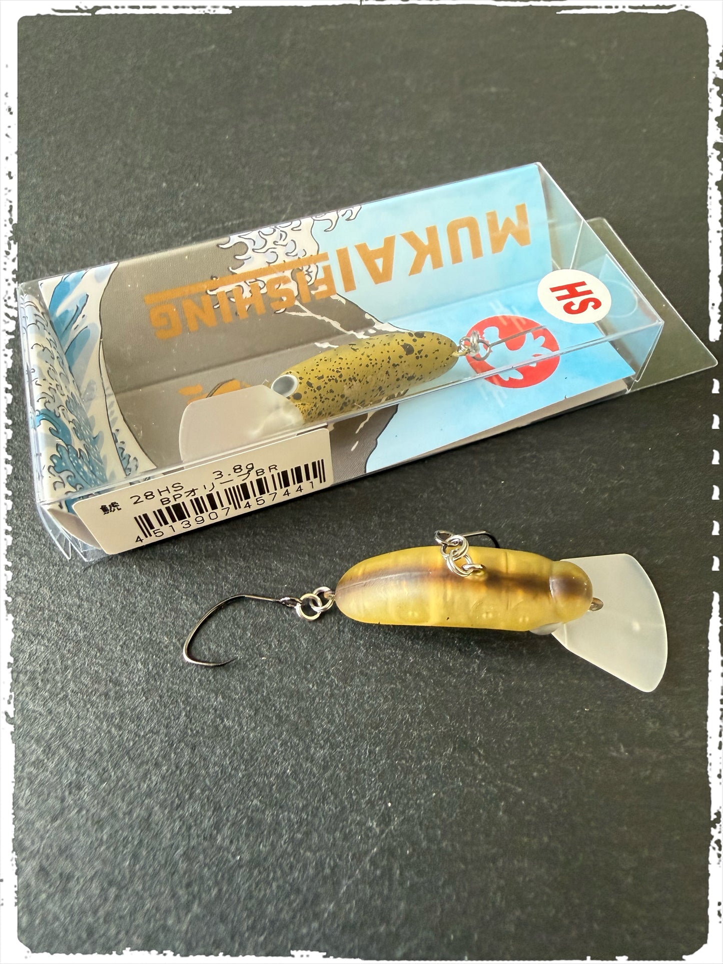 Mukai Fishing - Shachihoko 23 S - Special Color #01 "Introvert Gets Hooked on Fishing" - Red Band Gold