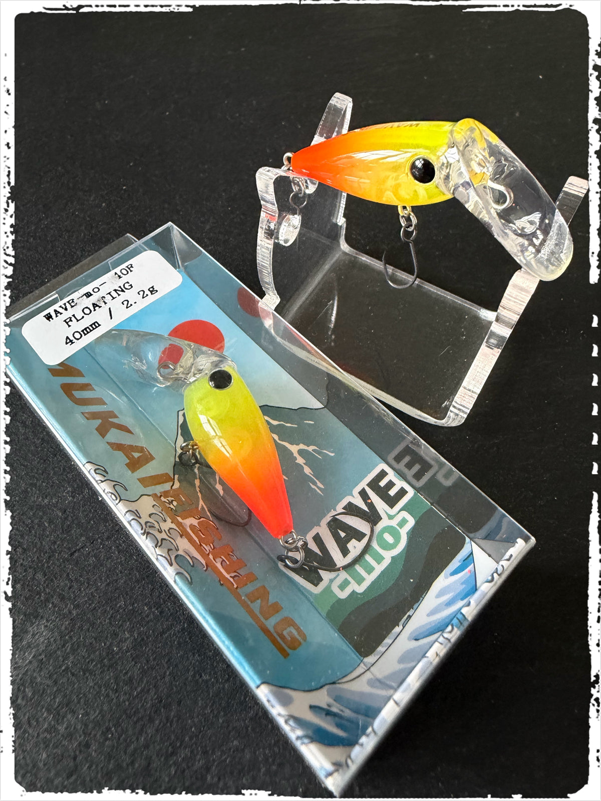 Mukai Fishing - Shachihoko 23 S - Special Color #01 "Introvert Gets Hooked on Fishing" - Red Band Gold